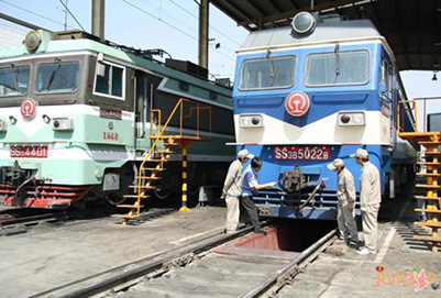 成都高铁职业技术学校:高铁将迎来黄金时代